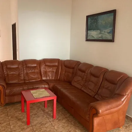 Apartmanovy V Priemyselnej Zone Apartmán *